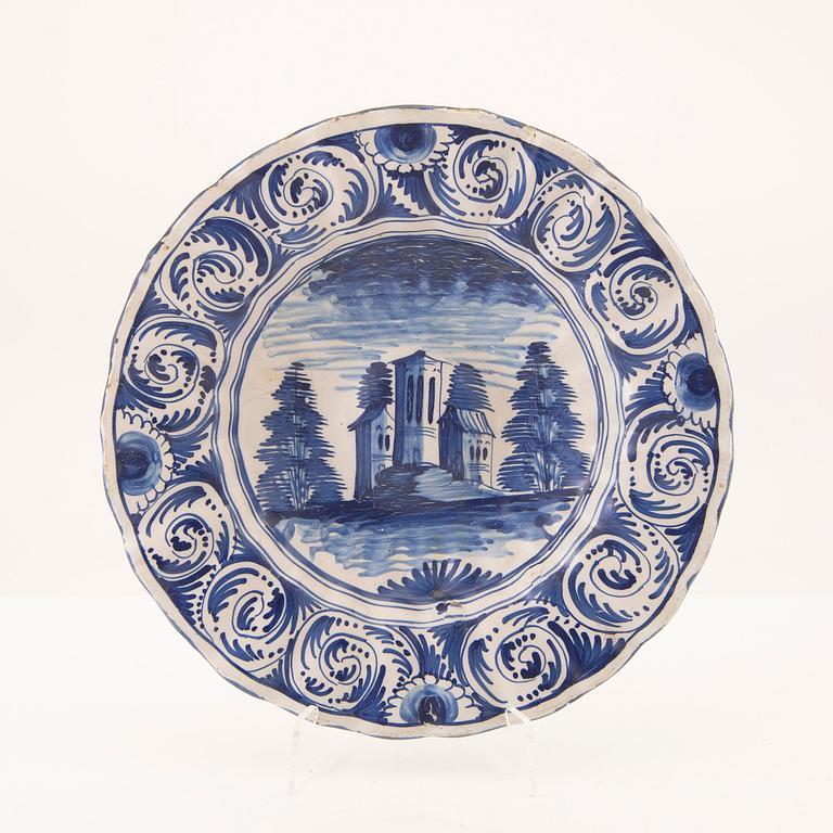 Buckelfat Holland 18th century faience.