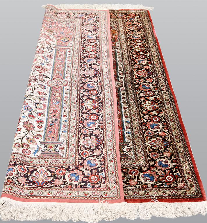 A rug, Silke Ghom, ca 206 x 136 cm.