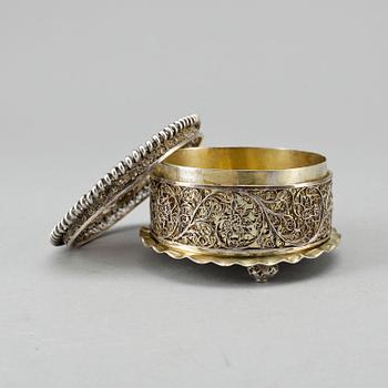 TOILETTEASK, silver, filigran, renässansstil, 1800-tal.