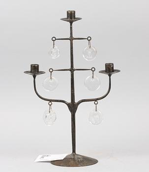 LJUSSTAKE, smidesjärn och glas. Erik Höglund. 1950/60-tal.
