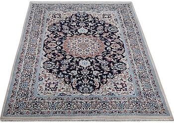 Matta, Nain, part silk, 9 laa, ca 235 x 167 cm.