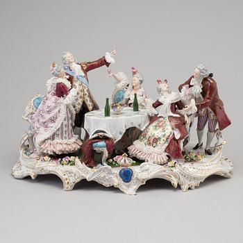 A early 20th century Sitzendorf porcelain figurine from Germany.