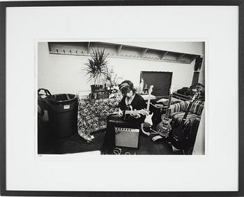 Ken Regan, "Keith Richards Dressing Room, Boston", 1975.