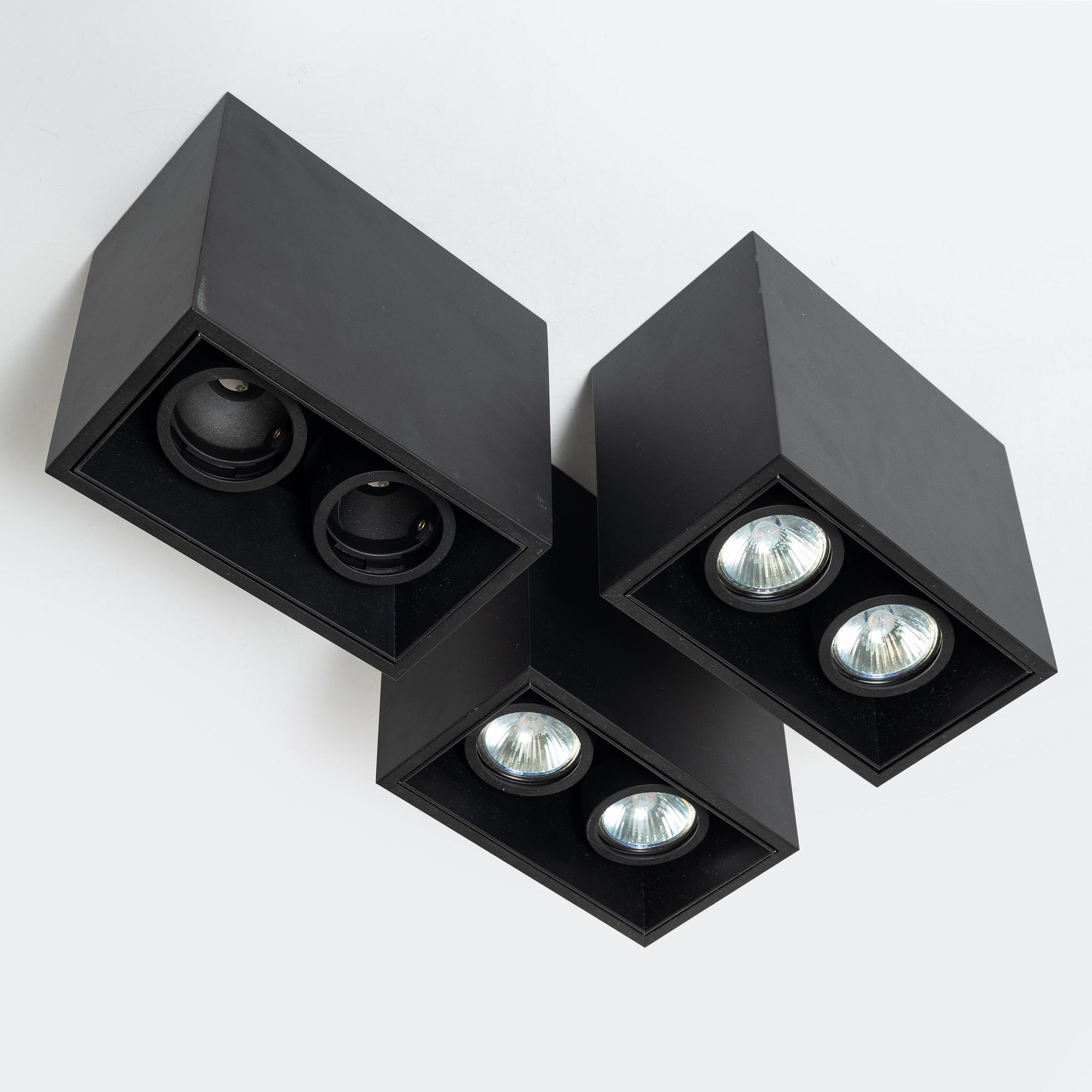 Taklampor, tre st, "Compass Box small 2L", Flos.