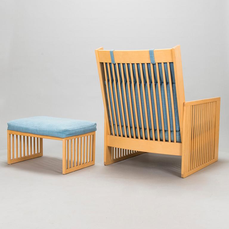 Ben af Schultén, fåtölj modell 444 och fotpall, modell 445, Artek 1900-talets slut.