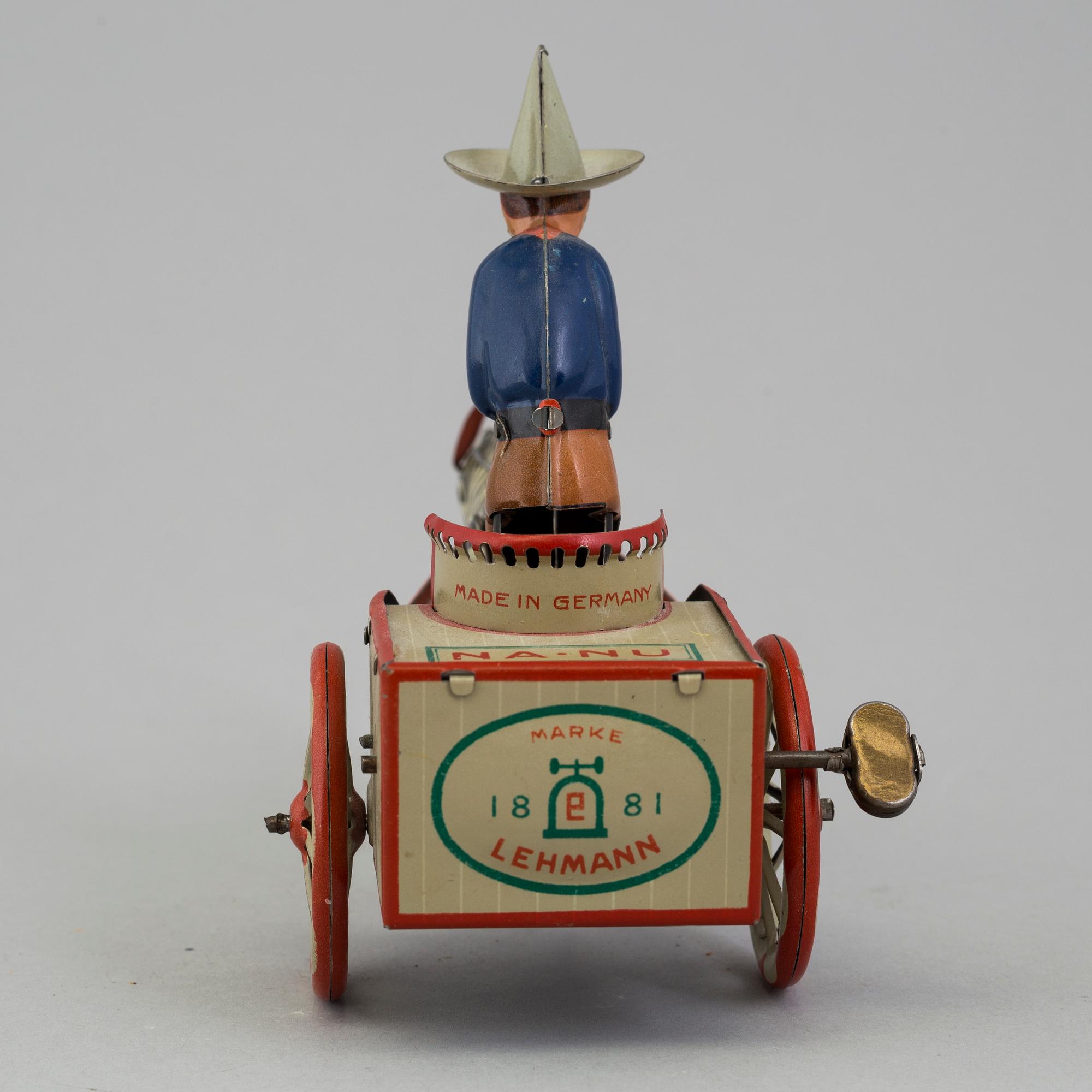 A tinplate NA-NU 752 by Lehmann Germany c. 1950.