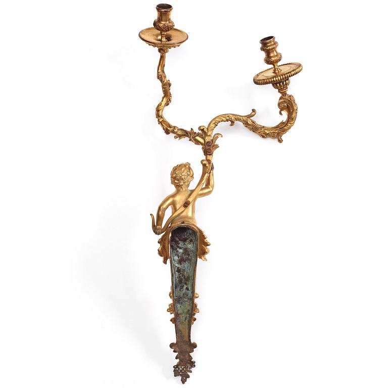 APPLIQUER, för två ljus, ett par, Frankrike, 1700-talets början, Régence.