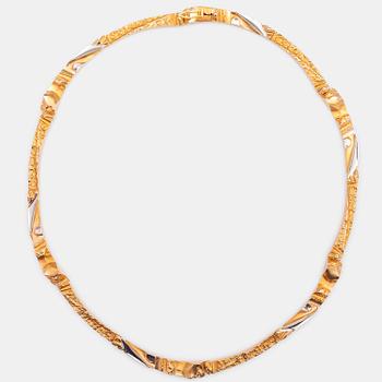 BJÖRN WECKSTRÖM, A 14K gold and platinum necklace "Cimignano". Lapponia 1991.