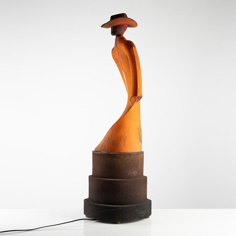 Kjell Engman, "Man in Trenchcoat", unik skulptur, ur serien "Catwalk", gjutet glas, Kosta Boda.