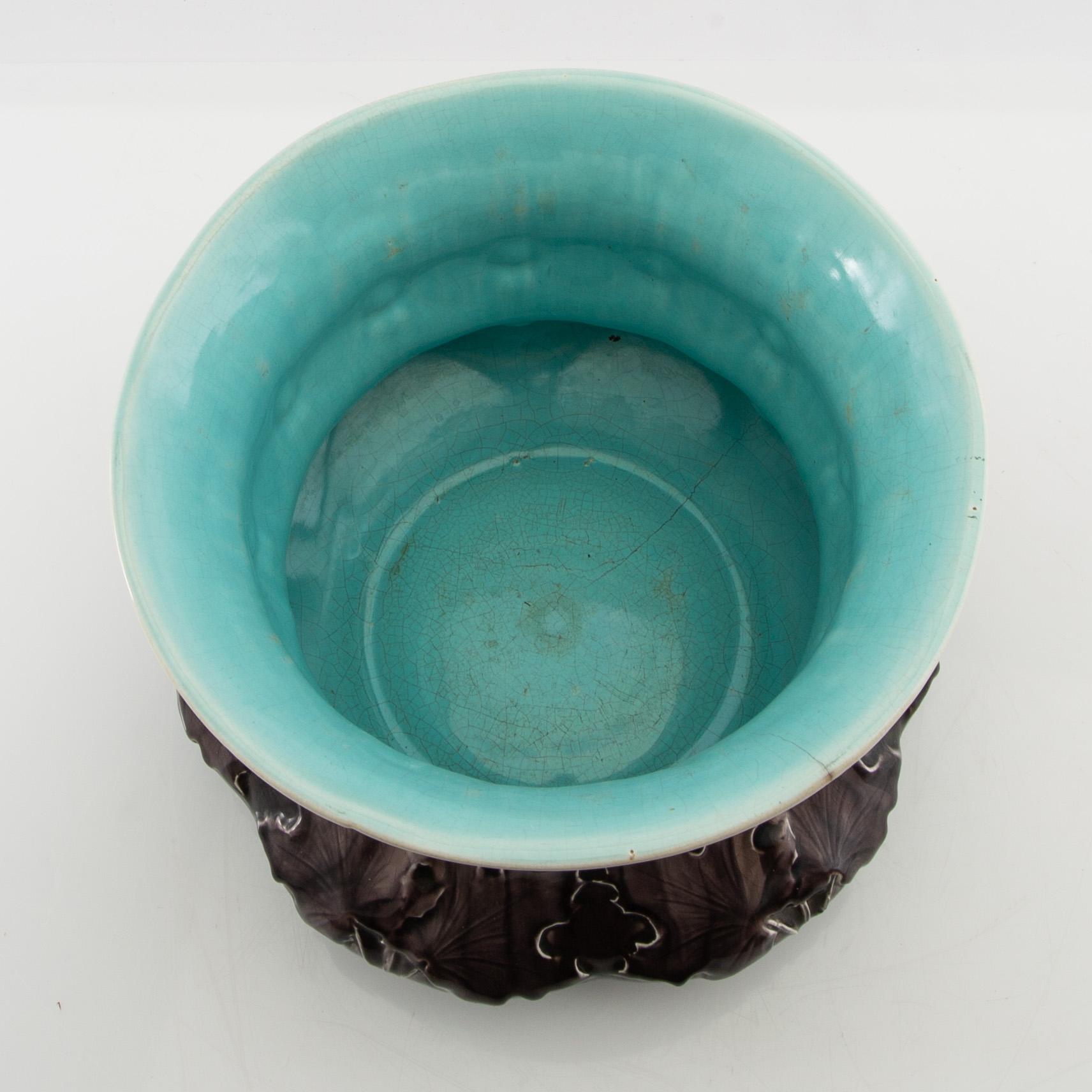 Rörstrand, an Art Nouveau creamware flower pot, early 1900s.