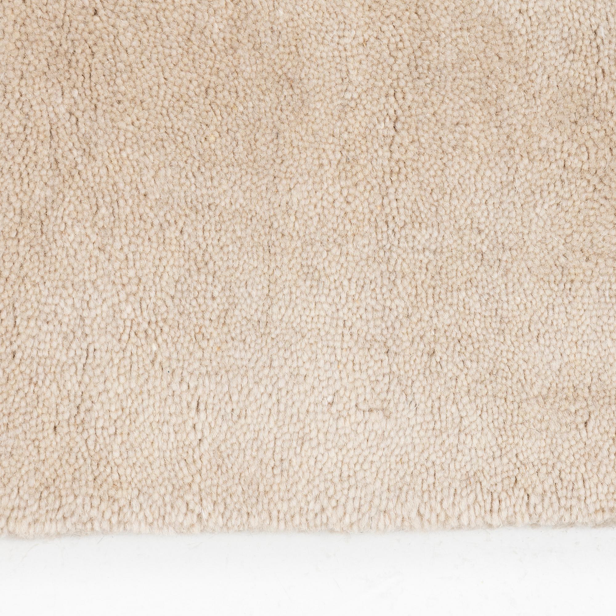 Matta, handtuftad, "Plain oatmeal" Layered, ca 350 x 250 cm.