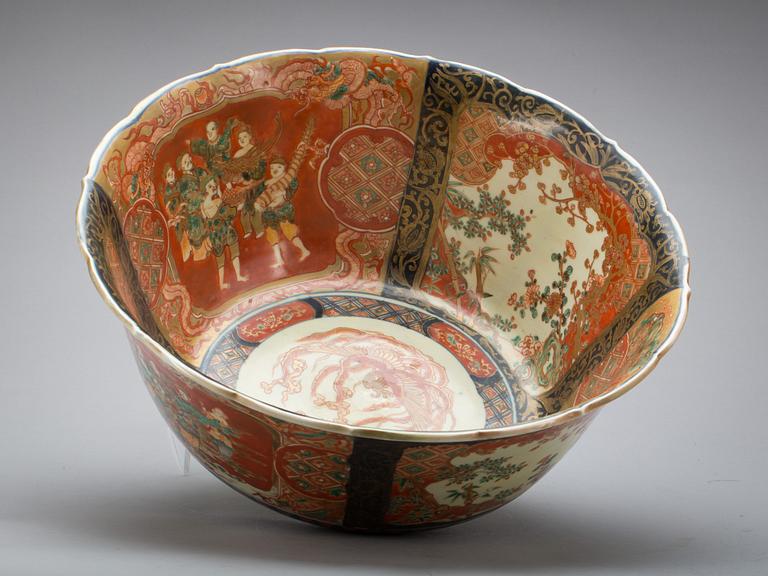 SKÅL, porslin. Meiji (1868-1912) Japan.