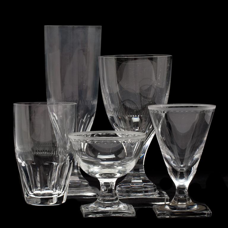 GLASSERVIS, glas, 61 delar, Kosta, 1900-tal.