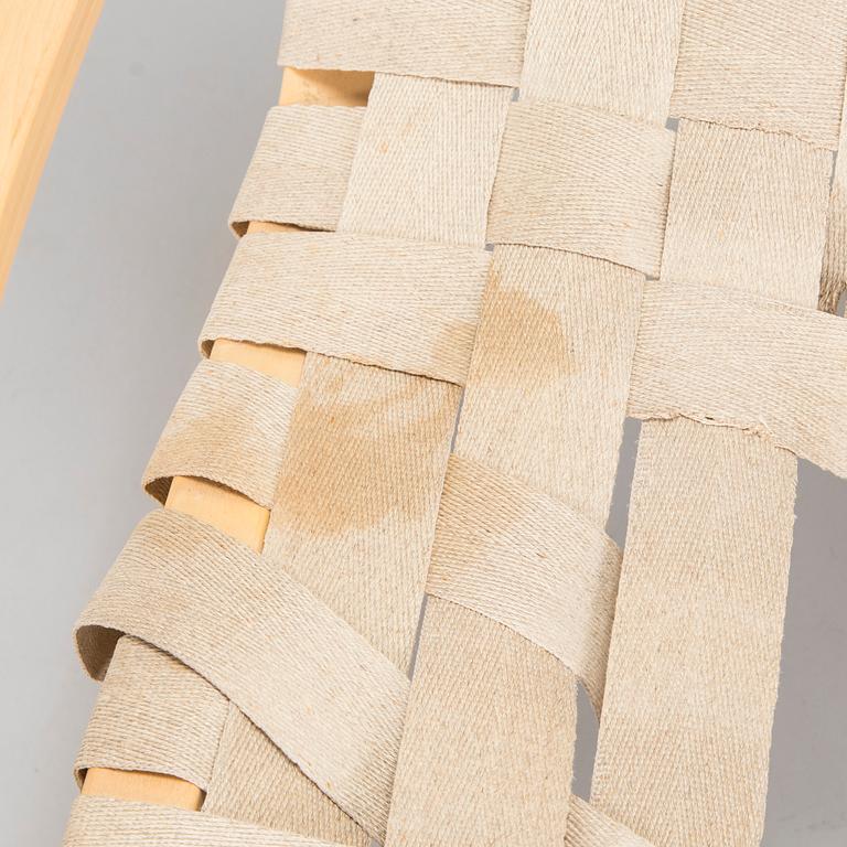 Alvar Aalto, fåtöljer, ett par, modell 406 för Artek 1900-talets slut.