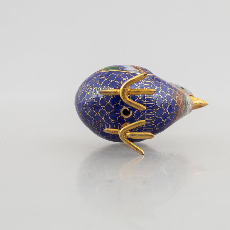 A Chinese cloisonné figure of a quail, first part of the 20th century.