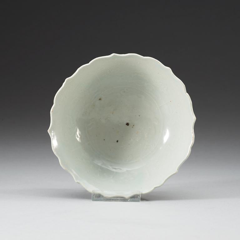 A pale celadon glazed bowl, Yuan dynasty (1271-1368).