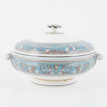 Matservis, 57 delar, benporslin, "Florentine Turquoise", Wedgewood, England, 1900-talets senare hälft.