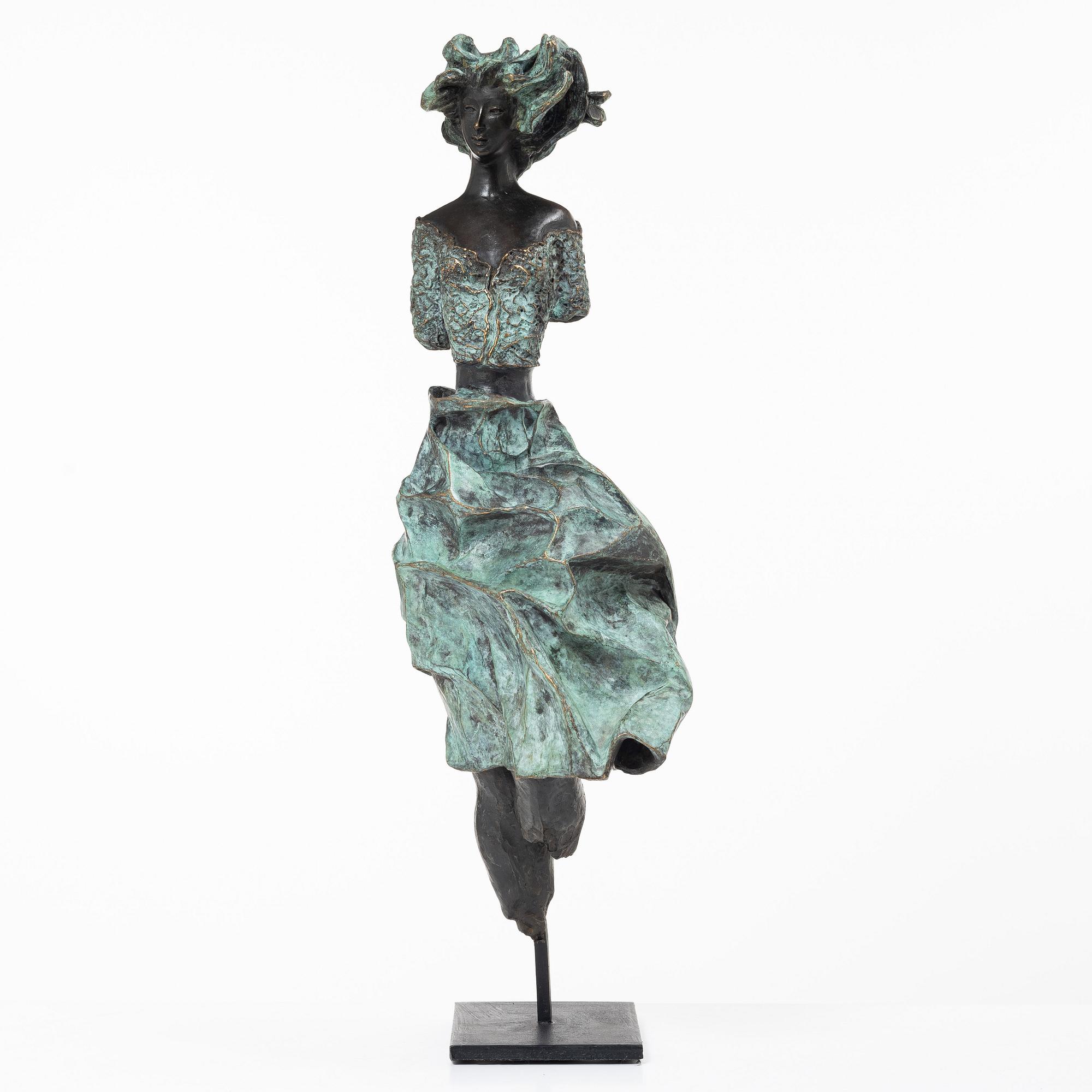 Christine Rémy, Translation: "Standing woman".