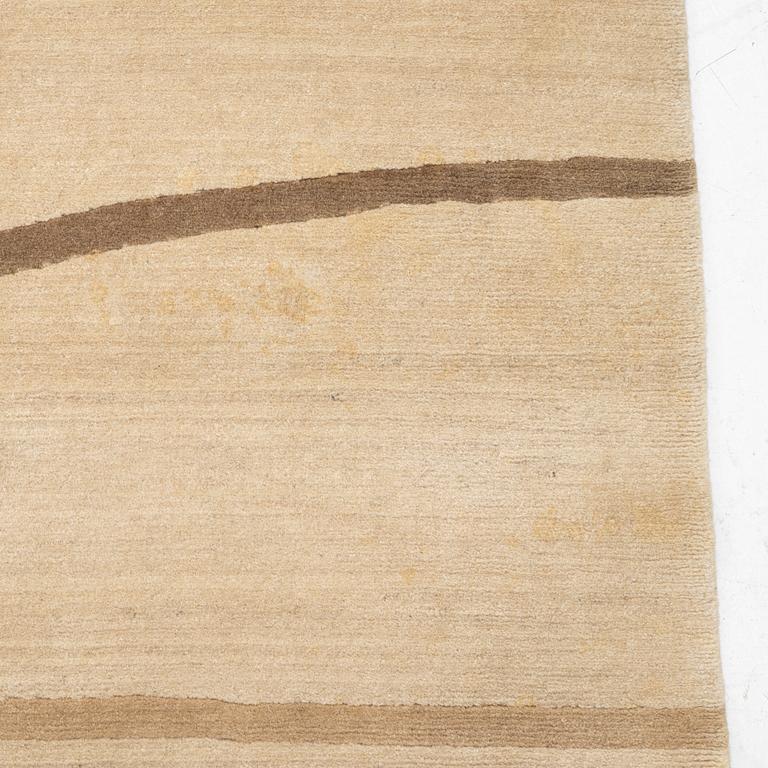 Carpet, The Rug Company, approx. 474 x 415 cm.