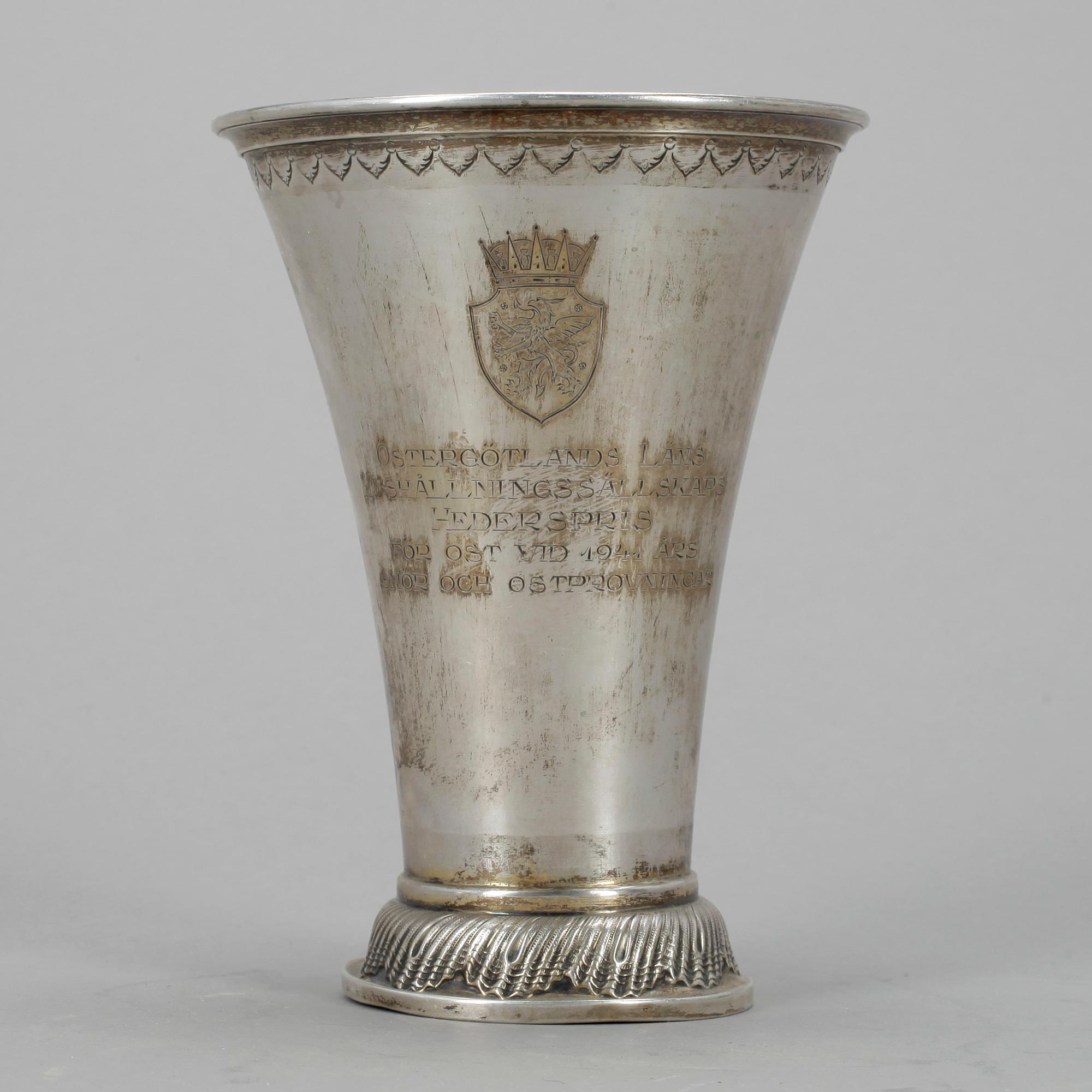 BÄGARE, silver, MGAB, Uppsala, 1900-talets första hälft. Vikt ca 165 gram.