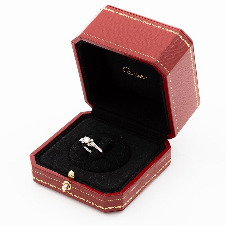 Cartier, ring platinum with round brilliant-cut diamonds.