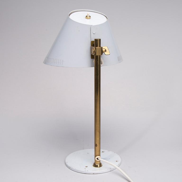 BORDSLAMPA, modell 9227, Paavo Tynell, stämplad Idman. 1900-talets mitt.