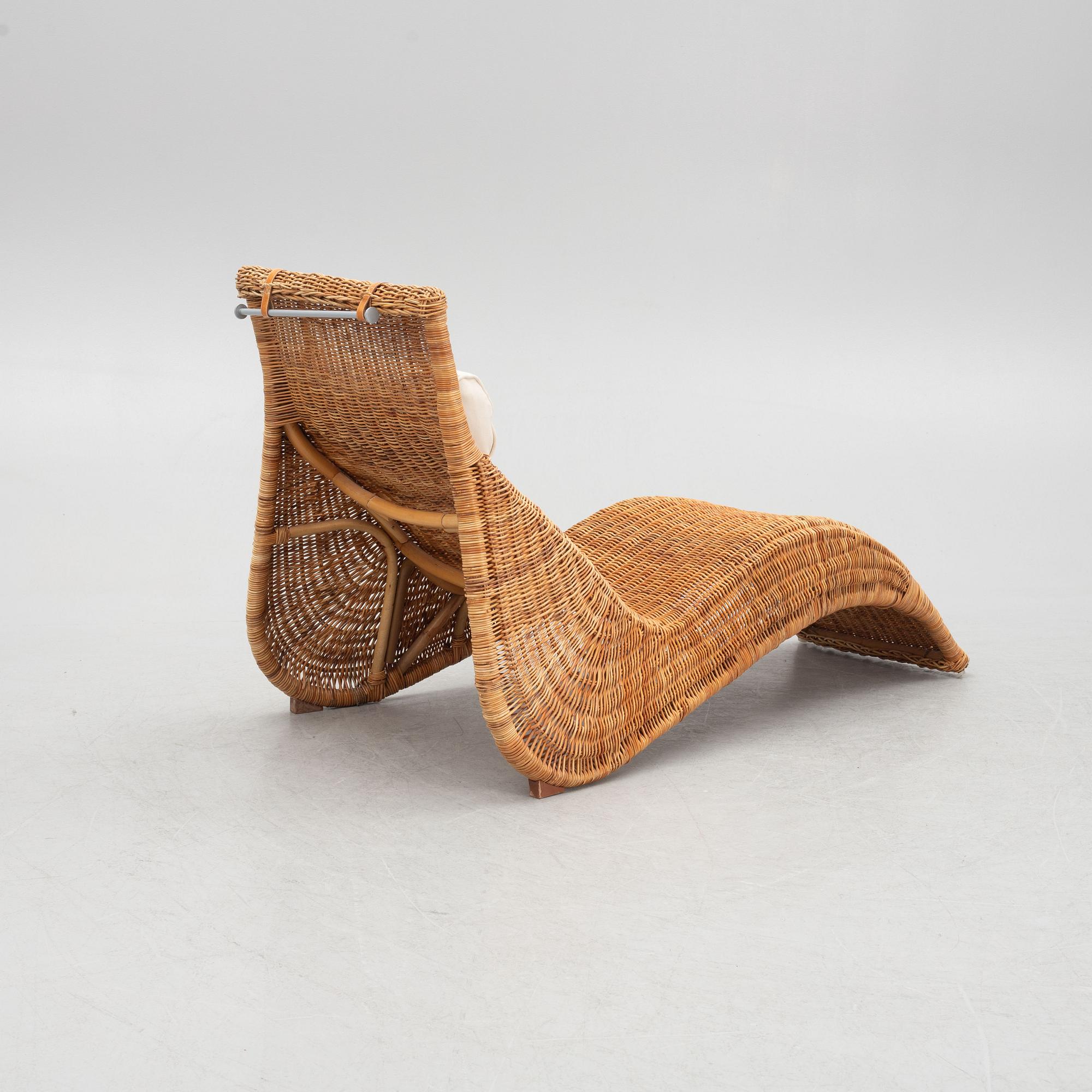 Karl Malmvall, vilfåtölj, "Karlskrona" för IKEA 2002.