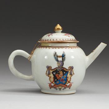 An Armorial famille rose teapot with cover, Qing dynasty, Qianlong (1736-95).