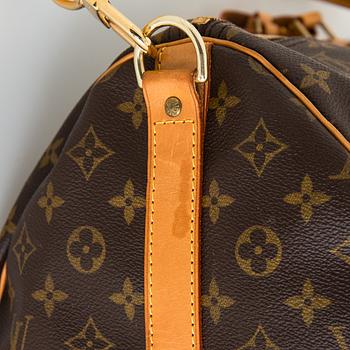 Louis Vuitton, a Monogram Canvas 'Keepall 60 Bandoulière' weekend bag.