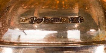 BRÖDKORG, silver, Aurankultaseppä Åbo 1951. Vikt 620g.