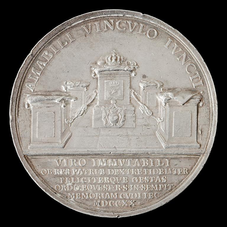 MEDALJ, silver, över Arvid Horn, Hedlinger, 1720. Vikt ca 102,7 gram.