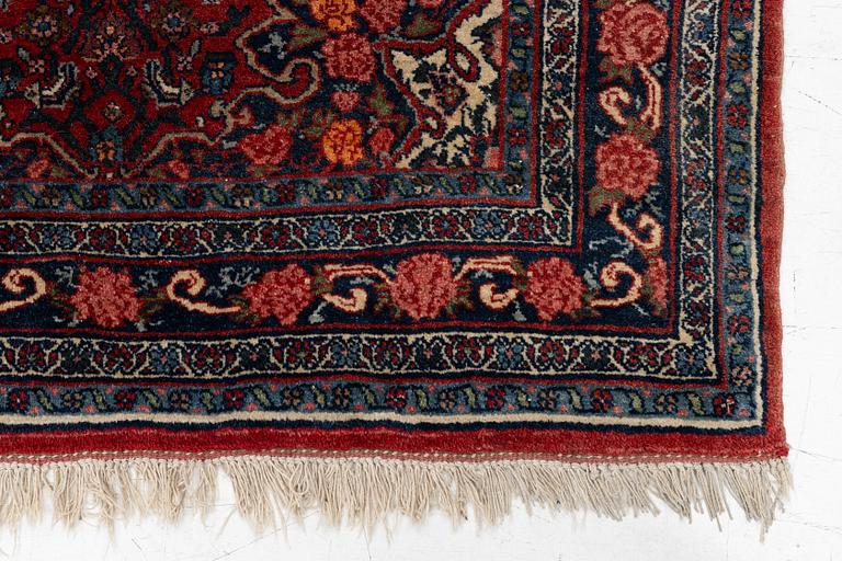 A semi-antique Bidjar carpet, West Persia, c. 204 x 130 cm.