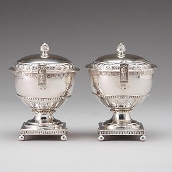 A pair of Swedish late 18th century silver sugar bowls and covers, mark of Pehr Zethelius, Stockholm 1780 and 1781.
