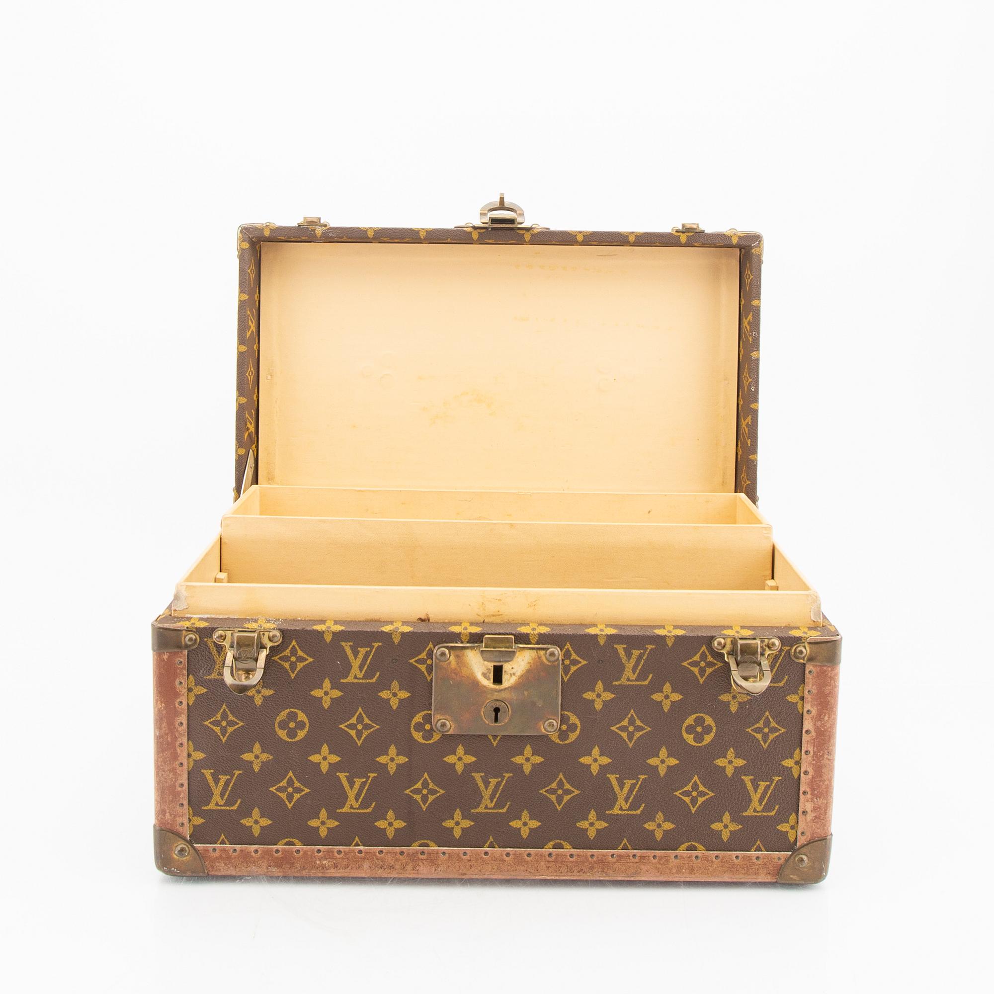 Louis Vuitton, "Boite à Flacons", beauty box.