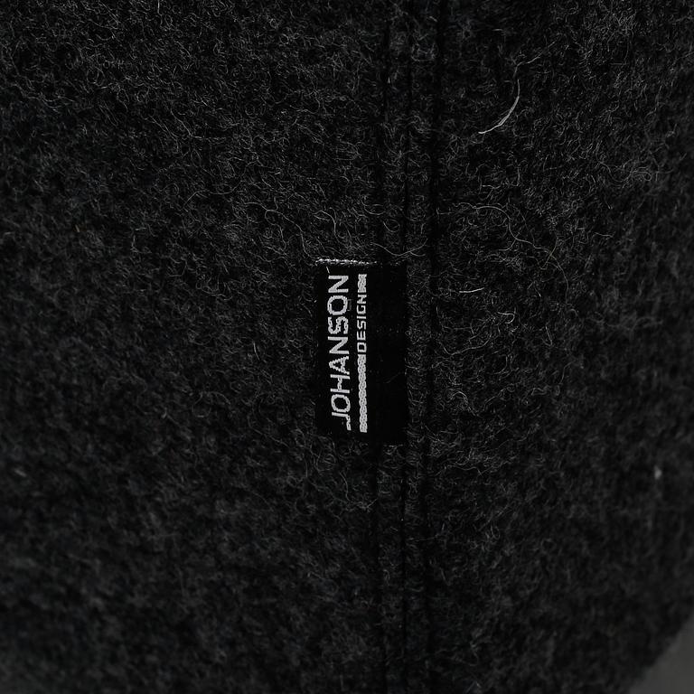 FÅTÖLJ, Johansson design, Markaryd 2000-tal.
