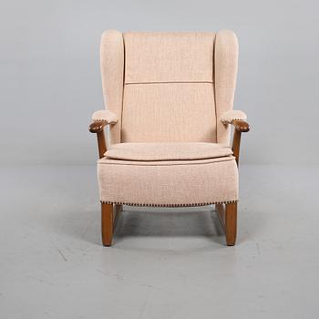 ÖRONLAPPSFÅTÖLJ, 1900-talets andra hälft.