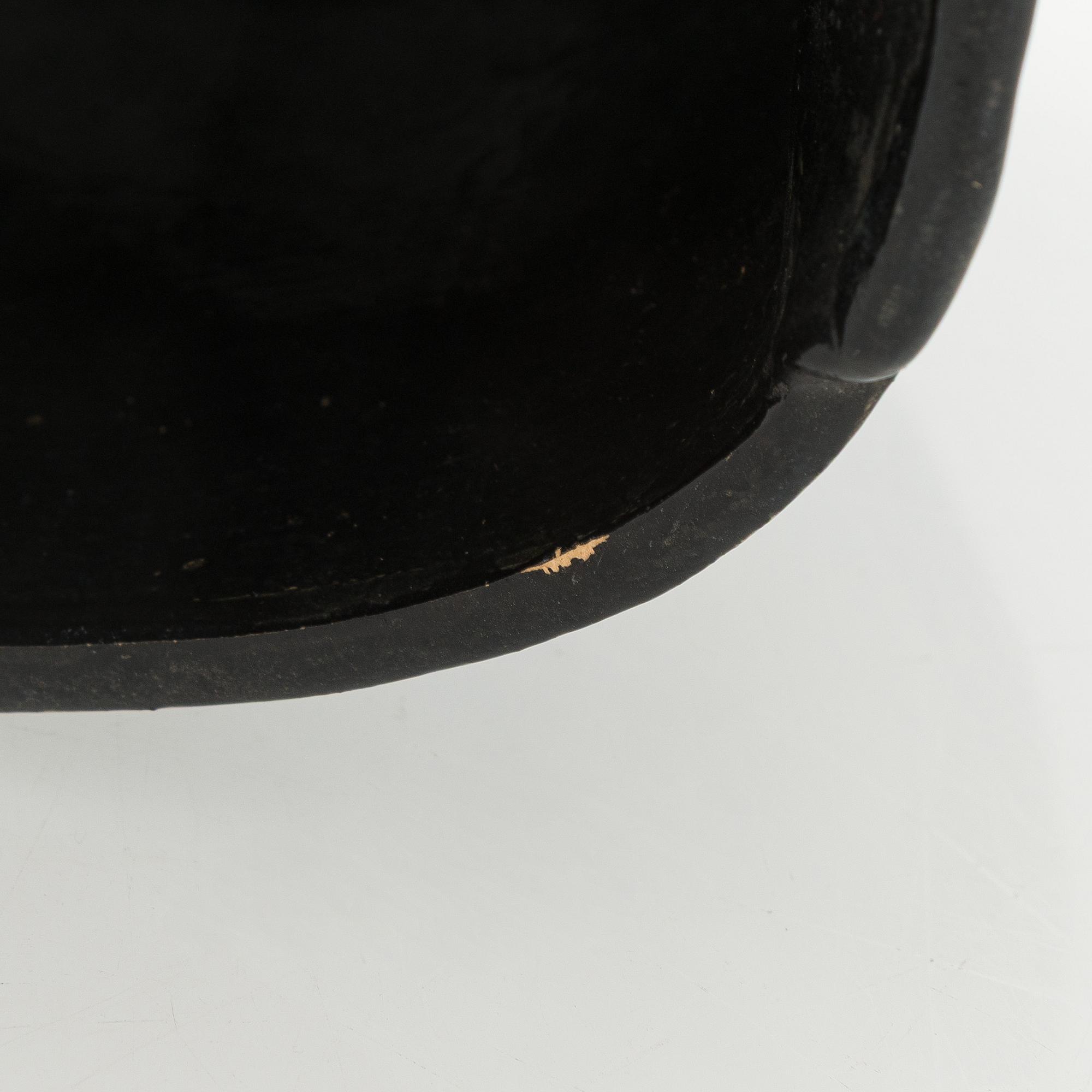 Dorrit von Fieandt, A ceramic vase, monogram signed DF. Unique piece. Latter half of the 20th century.