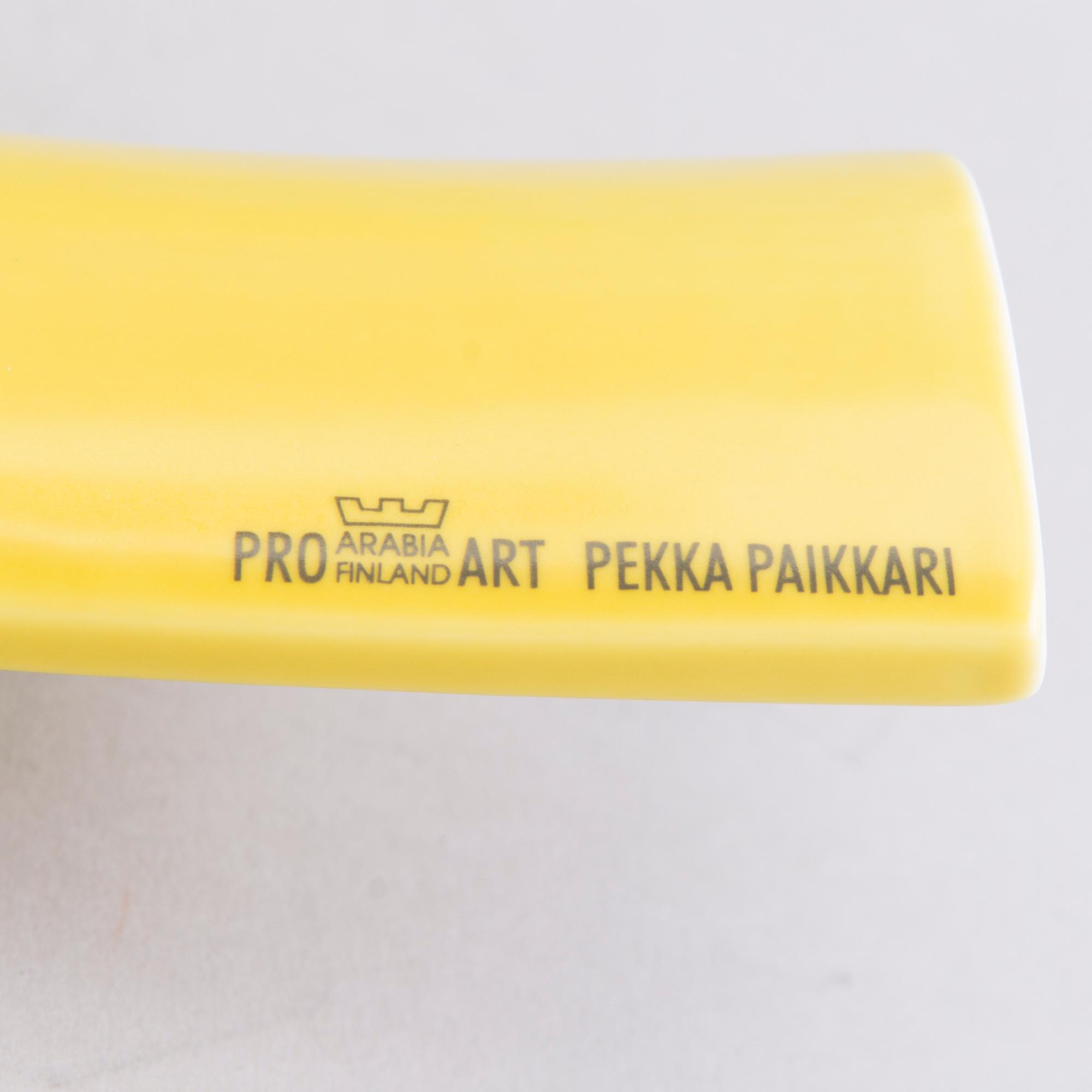 PEKKA PAIKKARI VAS / LJUSSTAKE, PRO ARTE Arabia.