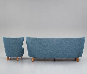 Johannes Brynte, a Swedish Modern sofa and chair for  Bryntes Möbler, Gävle, 1946.