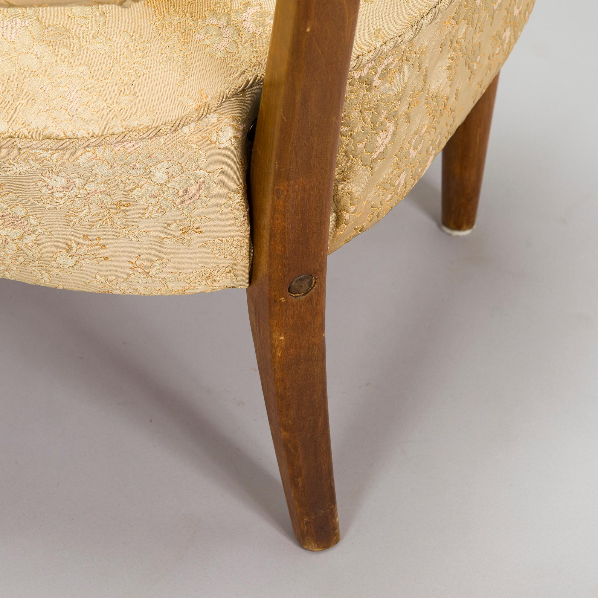 Lisa Johansson-Pape, a pair of 1940s armchairs for Oy Stockmann Ab, Keravan puusepäntehdas.