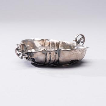 SWEET-MEAT BOWL, silver, probably Germany first half of the 18th century.