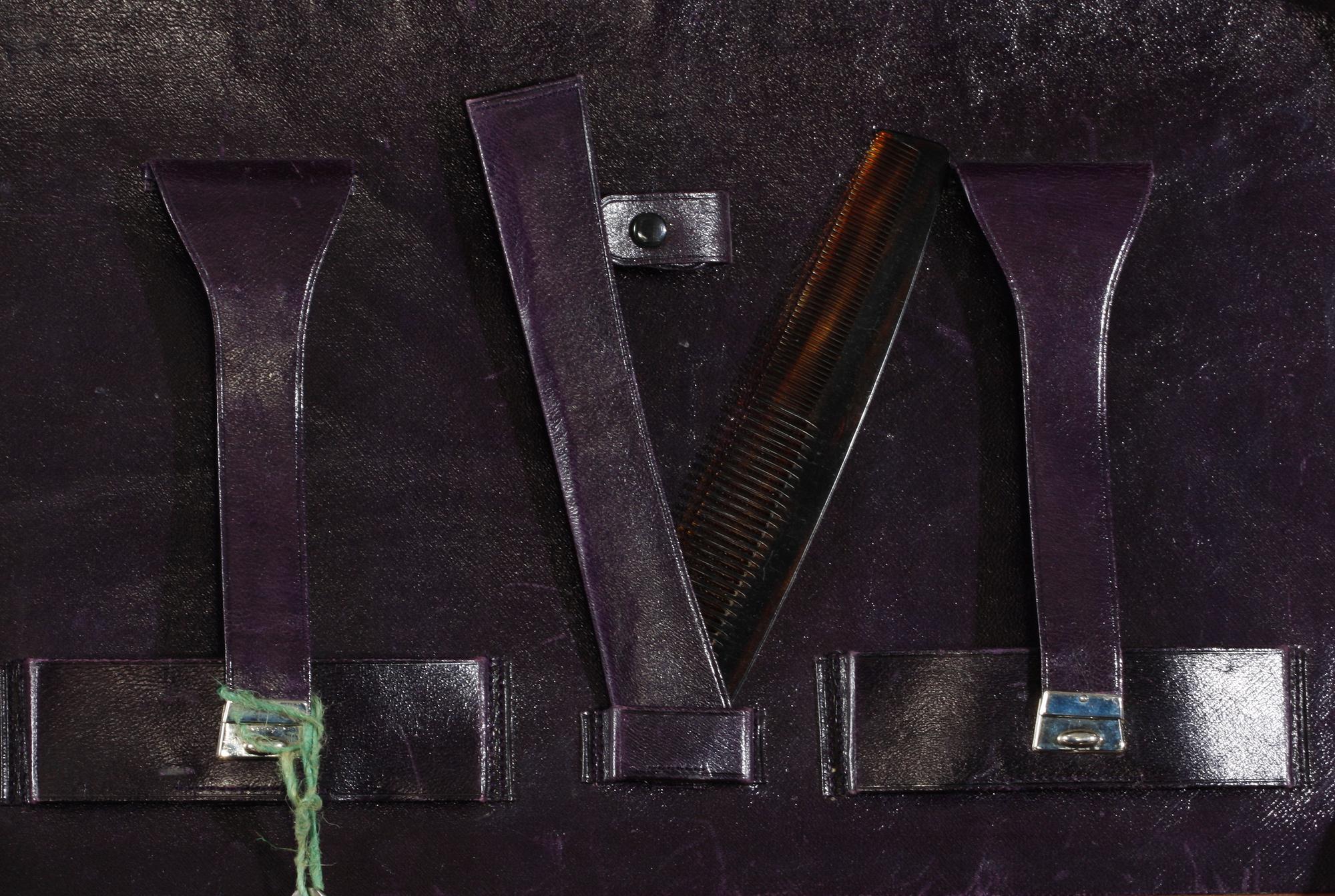 RESESCHATULL, 10 delar, bl.a. glas.