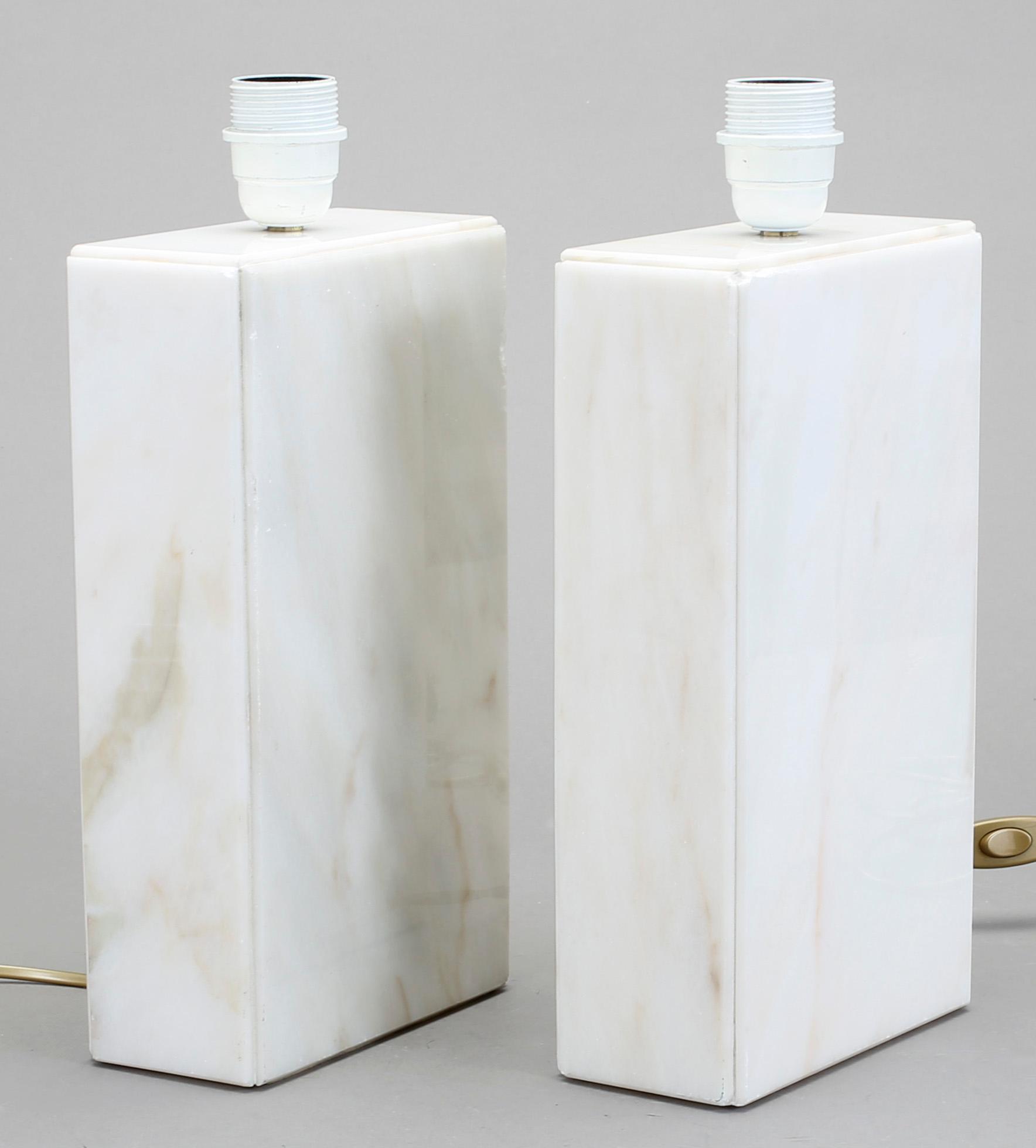 BORDSLAMPOR, ett par, 1900-talets sista kvartal.
