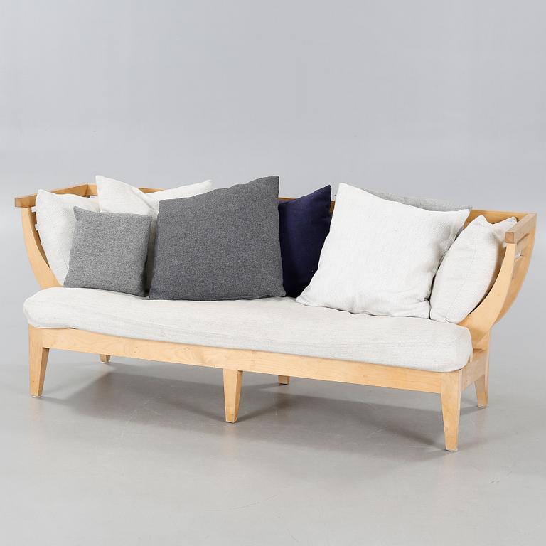 SOFFA, "Träsoffa", Erik Richter, omkring år 2000.