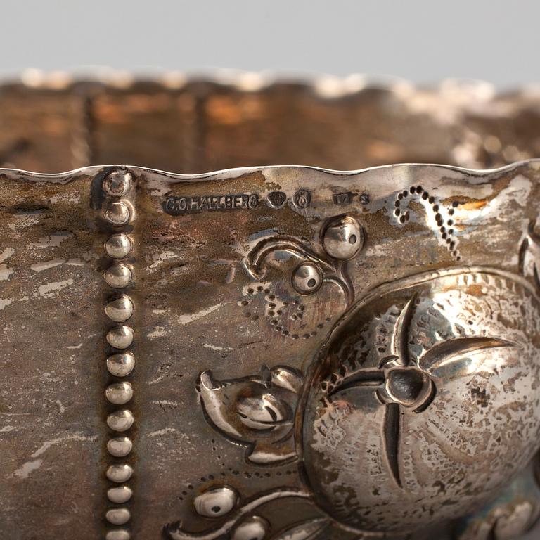 SKÅL, silver, C G Hallberg, Stockholm, 1921. Vikt ca 243g.