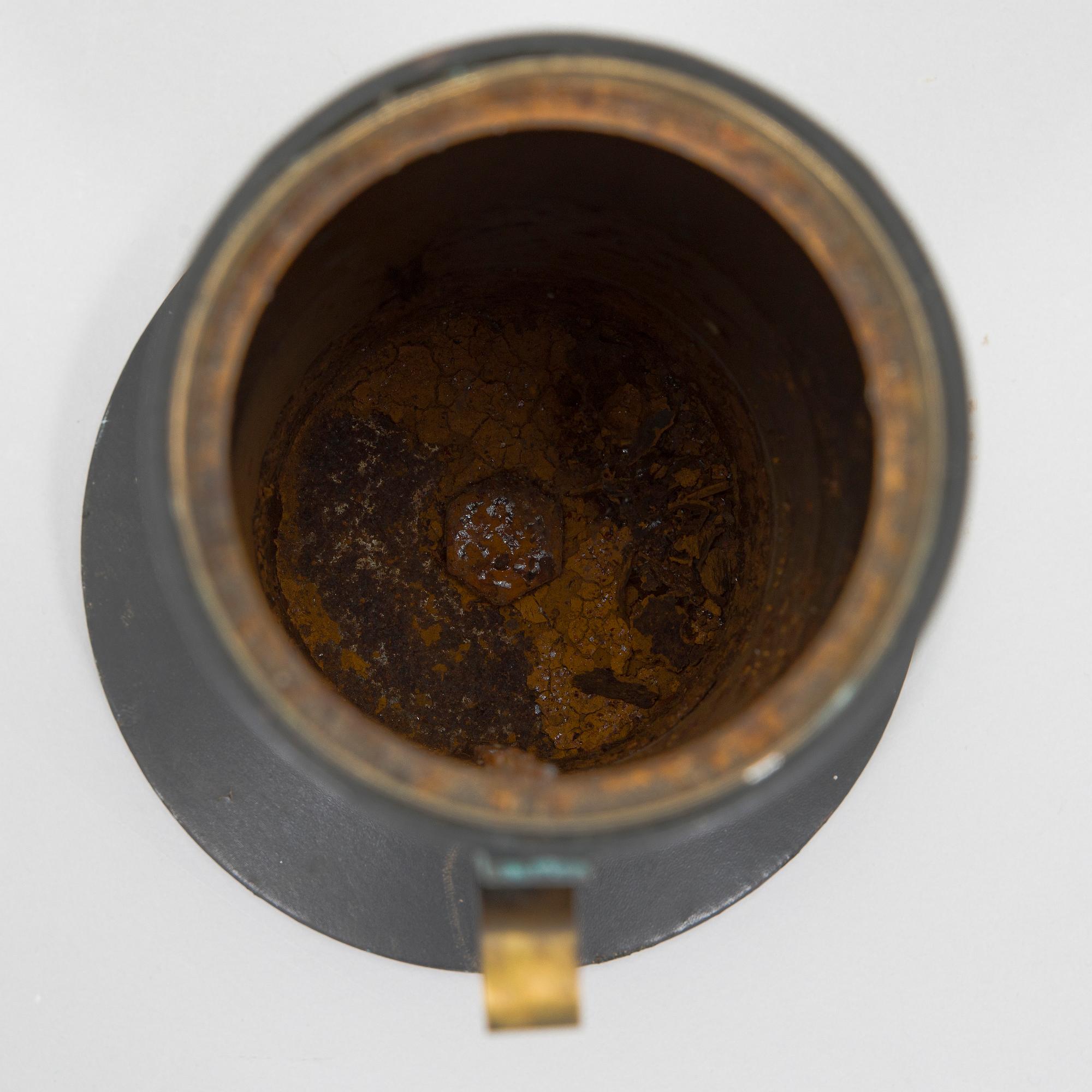 Alvar Aalto, an early 1970s ashtray for Valaistustyö.