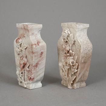 VASER, 2 st, sten, Kina 1900-tal.