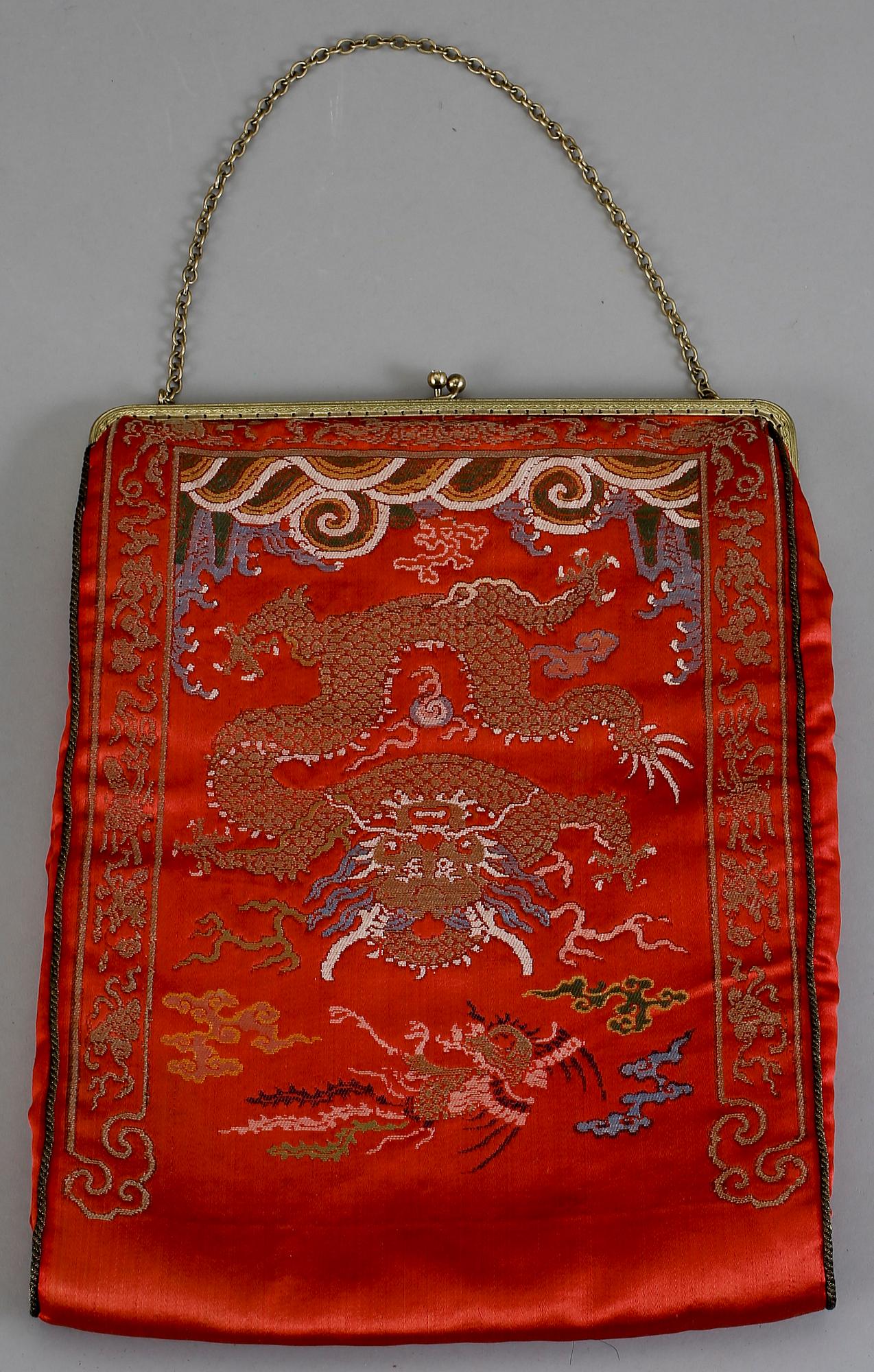 PARTI, textilier. Kina/Japan, 1900-talets första hälft.