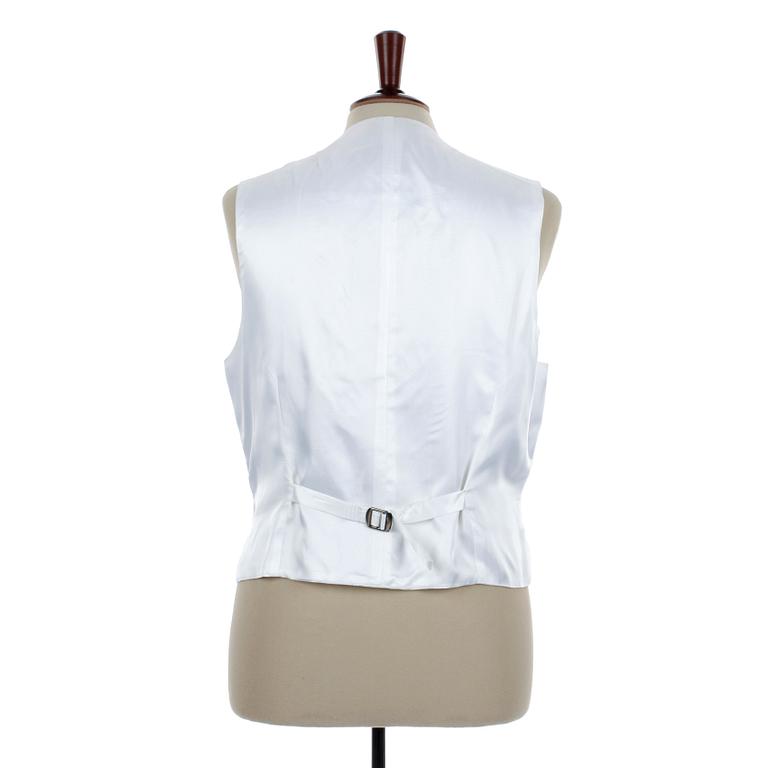 TIGER OF SWEDEN, awhite cotton and silk men´s evening jacket and vest, size 50.