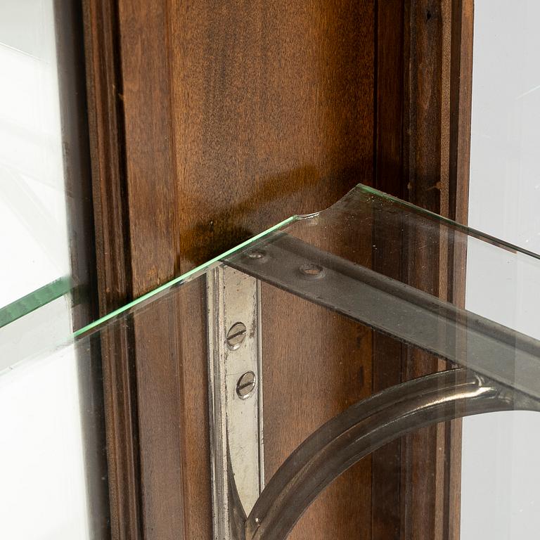 Display cabinet, second half of the 19th century.